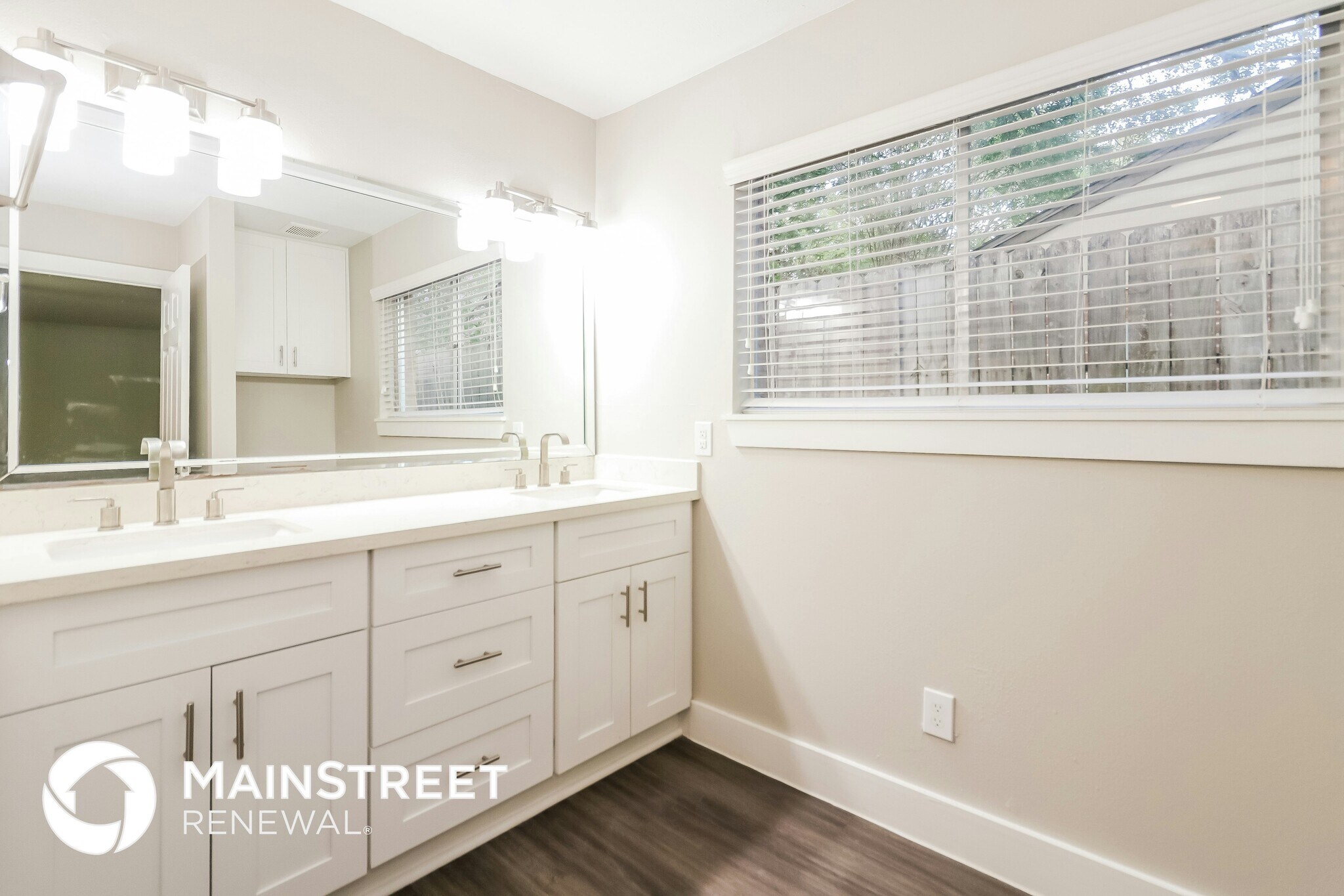 Building Photo - 4515 Sylvan Glen Dr