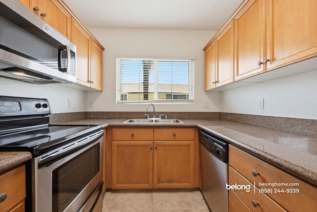 Building Photo - 6666 Beadnell Way