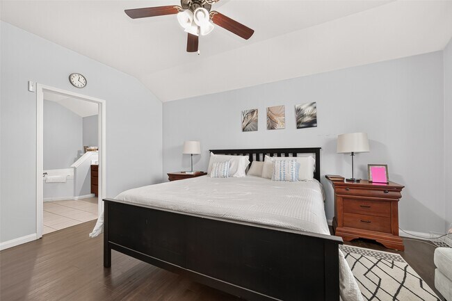 Building Photo - 16123 Duck Tail Ln