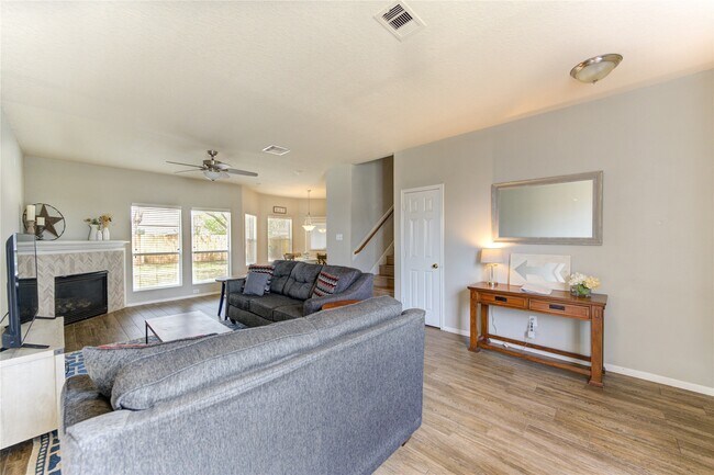 Building Photo - 2351 Urban Forest Ct