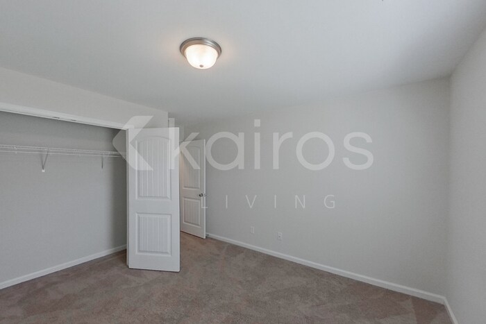 Building Photo - 103 St Matthew Wy
