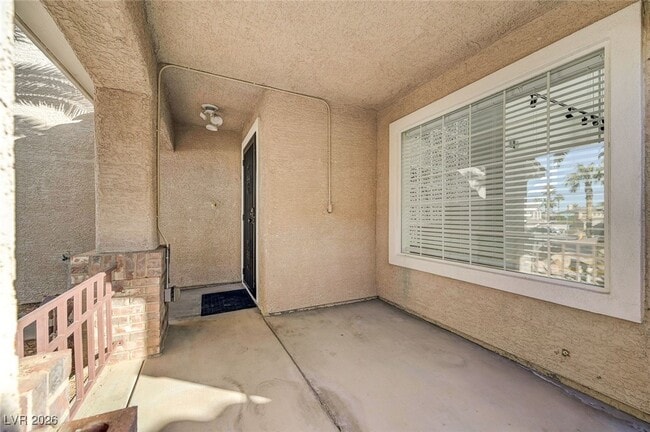 Building Photo - 2403 Rue De Versailles