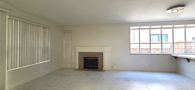 Building Photo - Single Family House - 4 Bedrooms + 2.5 Bat...