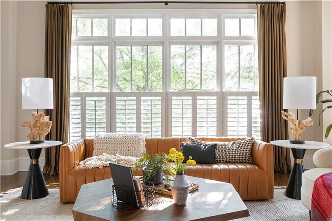 Building Photo - 582 St Charles Ave NE