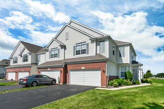 Building Photo - 23844 McMullin Cir