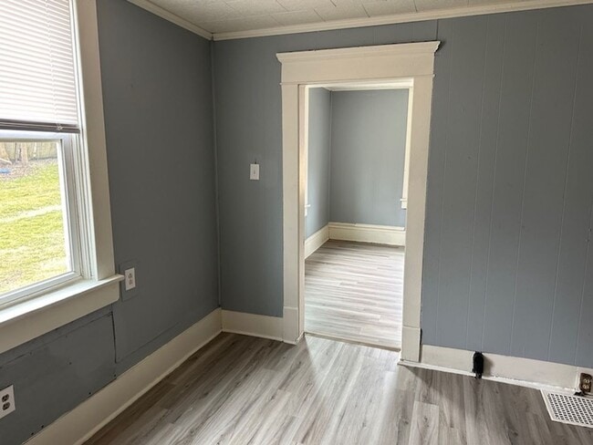 Building Photo - Coming soon- 4 bedroom house with double lot in Mansfield