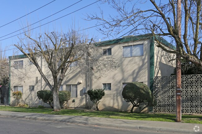 Building Photo - 918 Illinois Ave