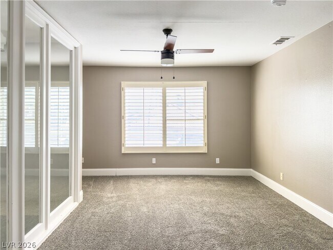 Building Photo - 1842 Bogey Way