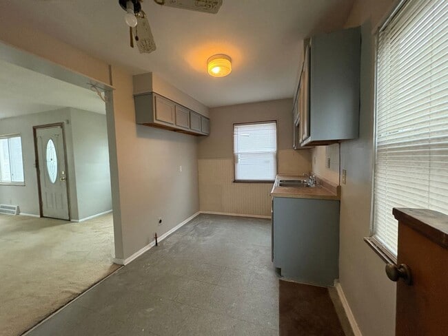 Building Photo - 12401 Garland Ave