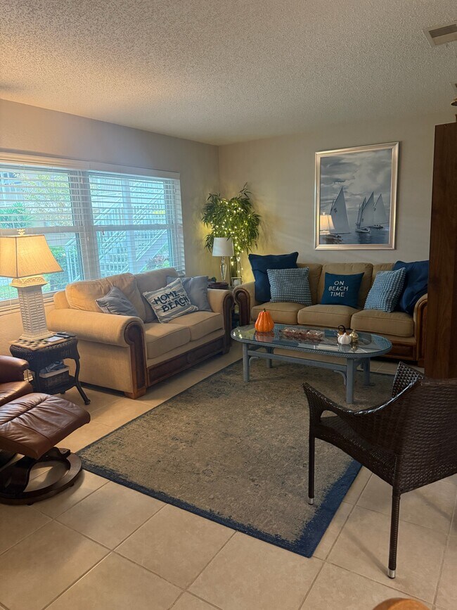 Building Photo - 10037 62nd Ter