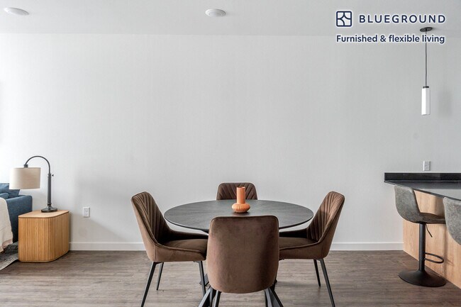 Building Photo - 1502 Fawcett Ave