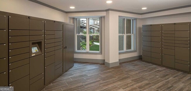 Building Photo - 960 East Paces Ferry Rd NE