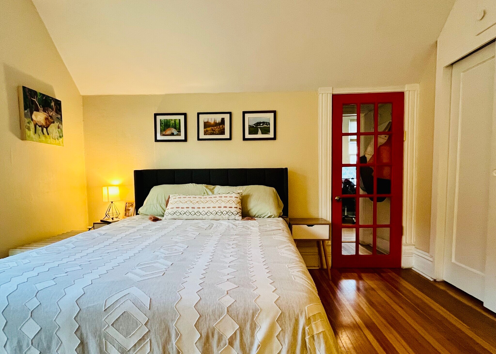 Building Photo - 147 N Sherman St