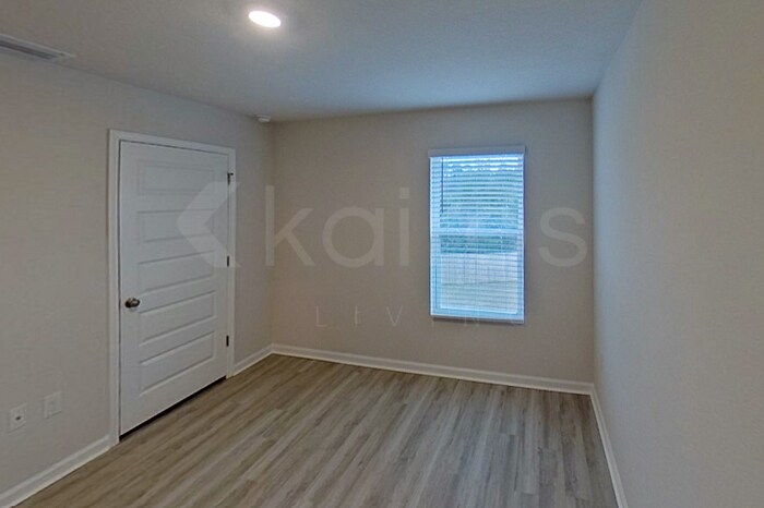 Building Photo - 4622 Malay Cir