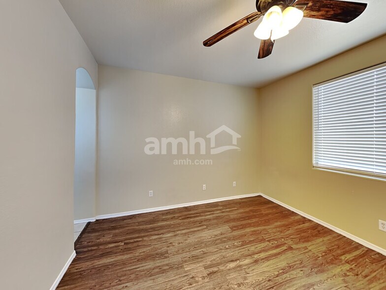 Building Photo - 766 S Jesse St