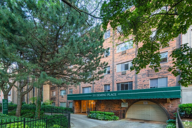 Building Photo - 531 W. Deming