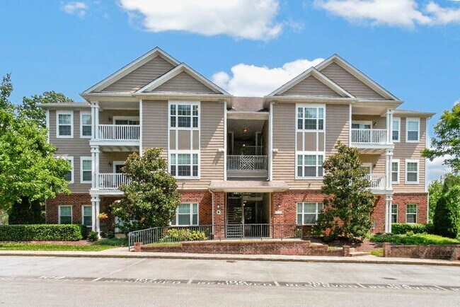 Building Photo - 8605 Peckham Ln