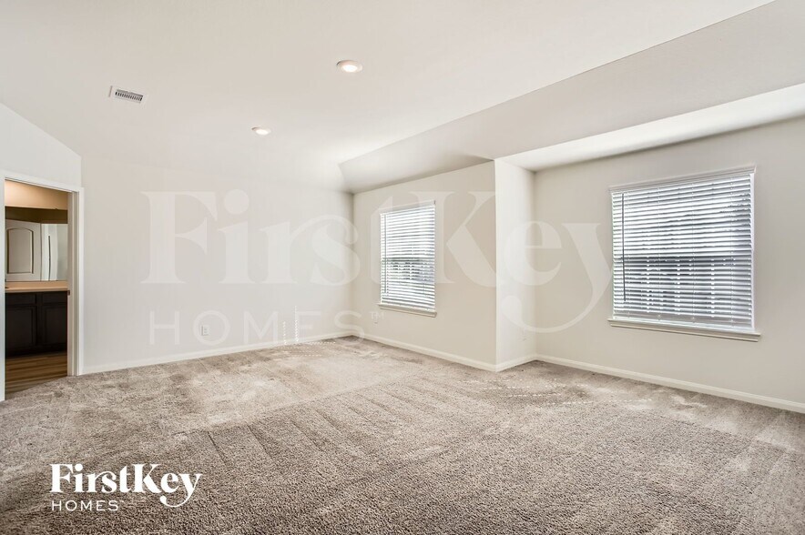 Building Photo - 26732 Frost Dr