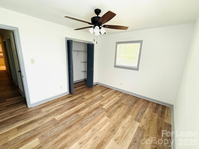 Building Photo - 3215 Waxhaw Hwy