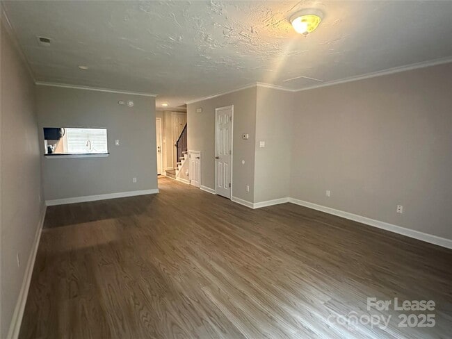 Building Photo - 2958 Iron Gate Ln