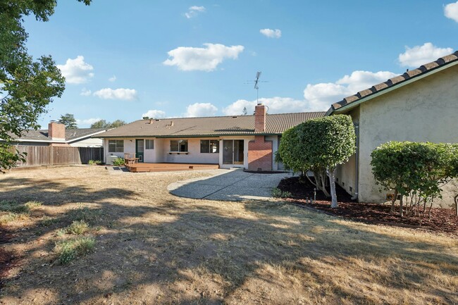 Building Photo - 20373 Glasgow Dr