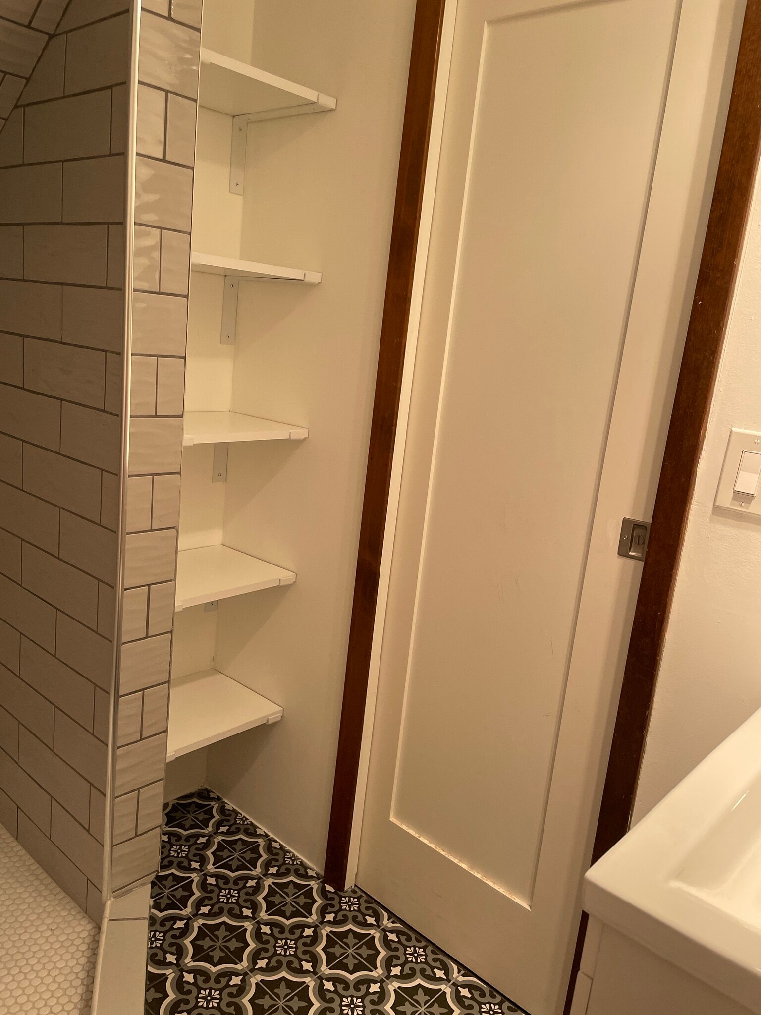 Private bath - 5665 Wood Duck Cir