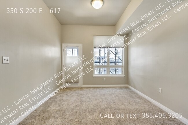 Building Photo - 350 S 200 E