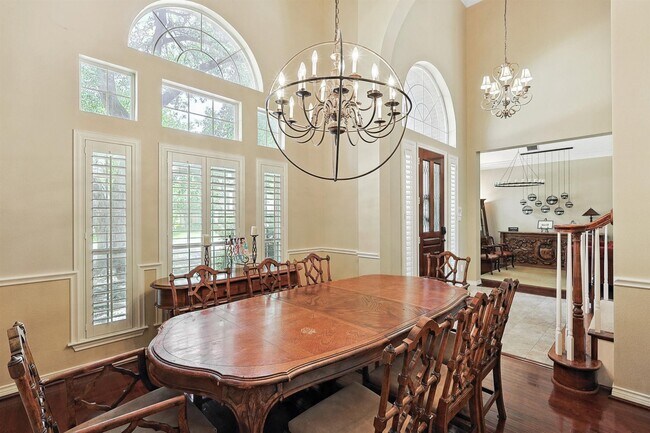 Building Photo - 2532 Hickory Ridge Dr