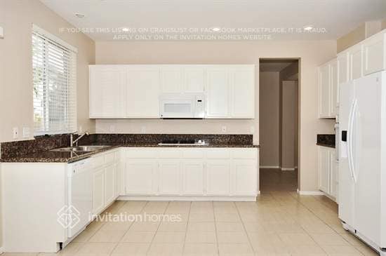 Building Photo - 522 Kavanagh Pl