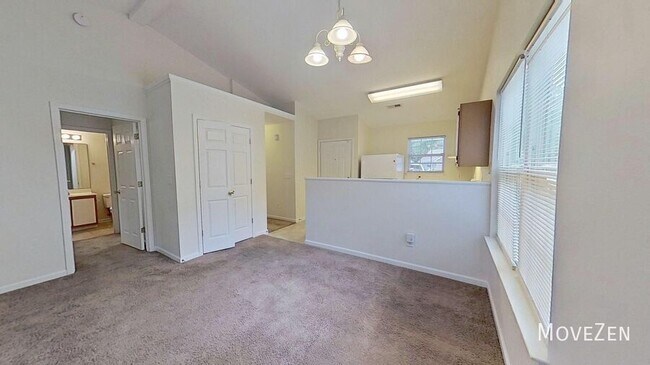 Building Photo - 305 St Rosea Rd