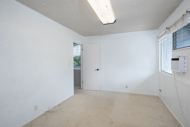 Building Photo - Hokuloa - 2 bedroom, 2 bathroom, 2 vehicle...