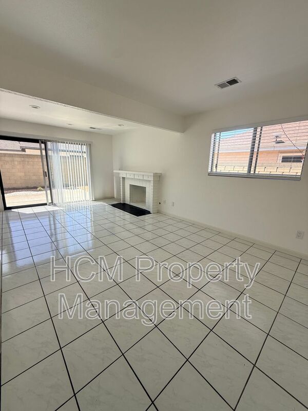 Building Photo - 23709 Maidstone Pl
