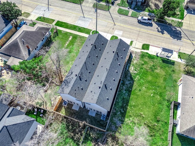 Building Photo - 3411 McGowen St