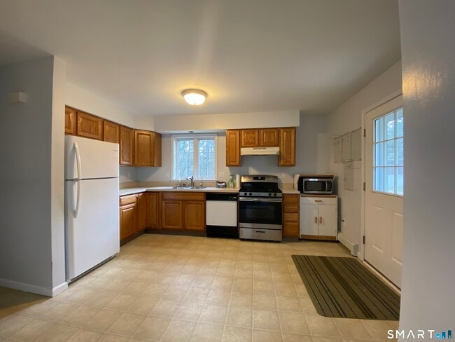 Building Photo - 185 Whitbeck Rd