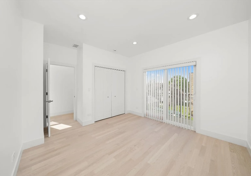 Building Photo - 2700 W Jackson Blvd