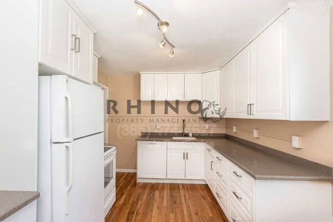 Building Photo - 981 36th St