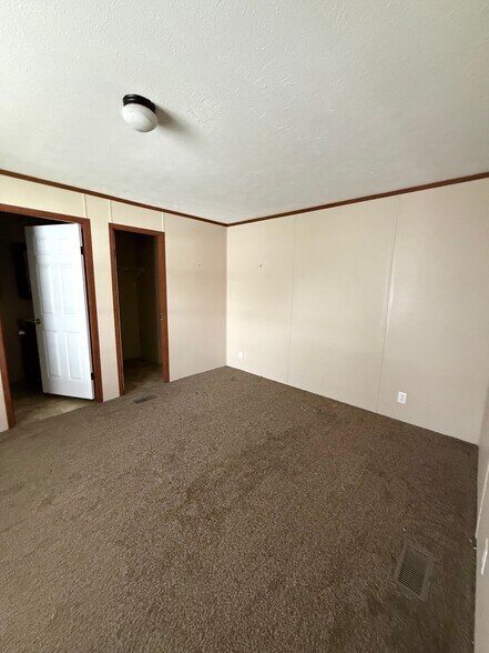 Building Photo - 1824 Aldrin Ct