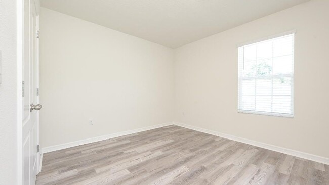 Building Photo - 1616 Primo Ct