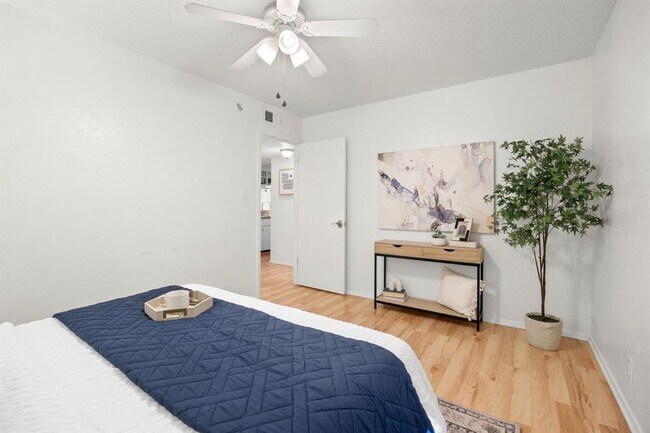 Building Photo - 7801 Shoal Creek Blvd