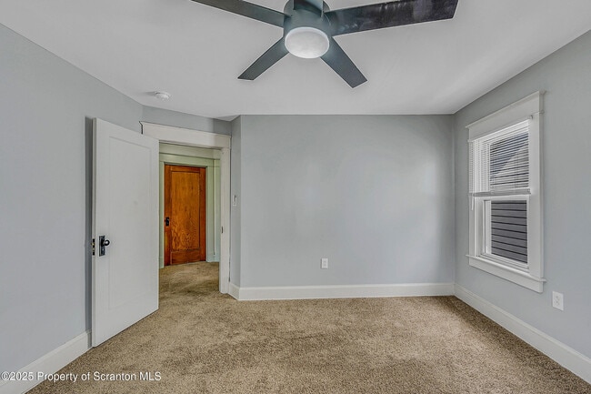 Building Photo - 55 Welles St