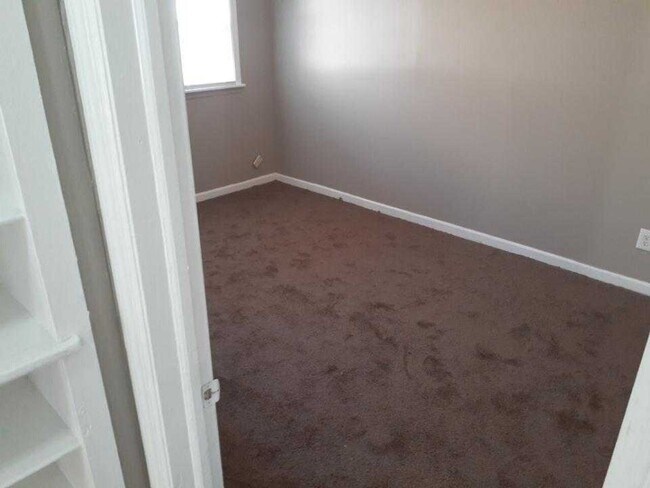 Building Photo - 6129/6131 Nimitz Dr. - RJ Lachance