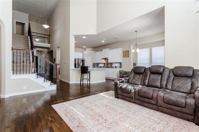 Building Photo - 8801 Stenson St