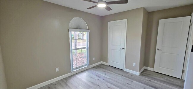 Building Photo - 11143 Bramblebrush St