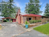 Building Photo - "Spacious 4-Bed Kenmore Retreat with Gleaming Hardwood Floors & Fully Finished Basement!"
