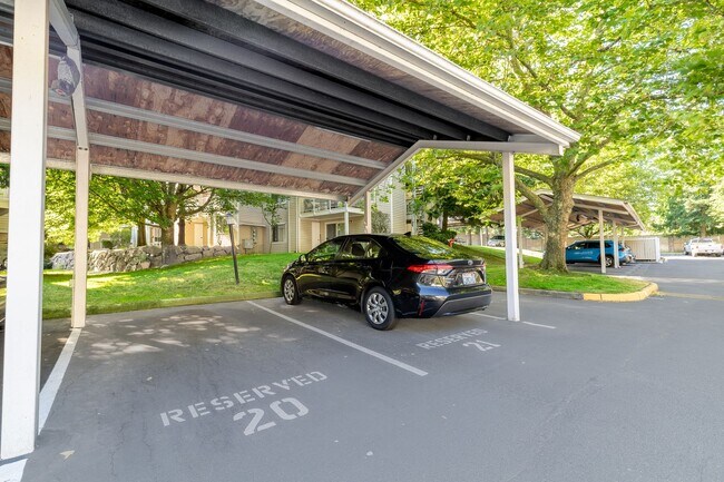 Building Photo - 19230 Forest Park Dr NE