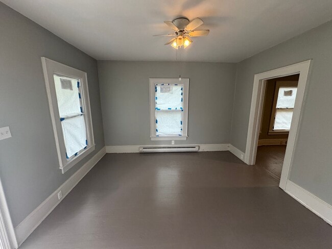 Building Photo - 2 Bedroom House Near Rocky Mount Middle Sc...