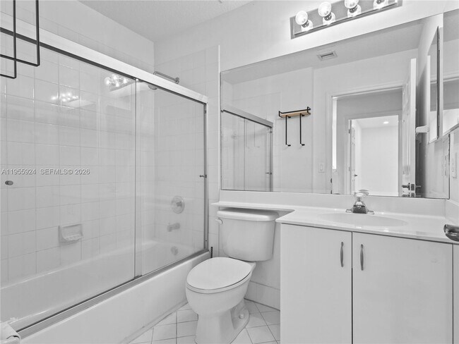 Building Photo - 11186 NW 73rd Terrace