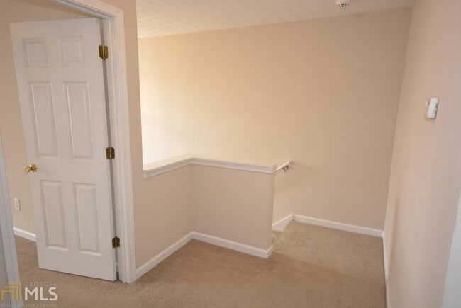 Building Photo - 1525 Eastern Sunrise Ln