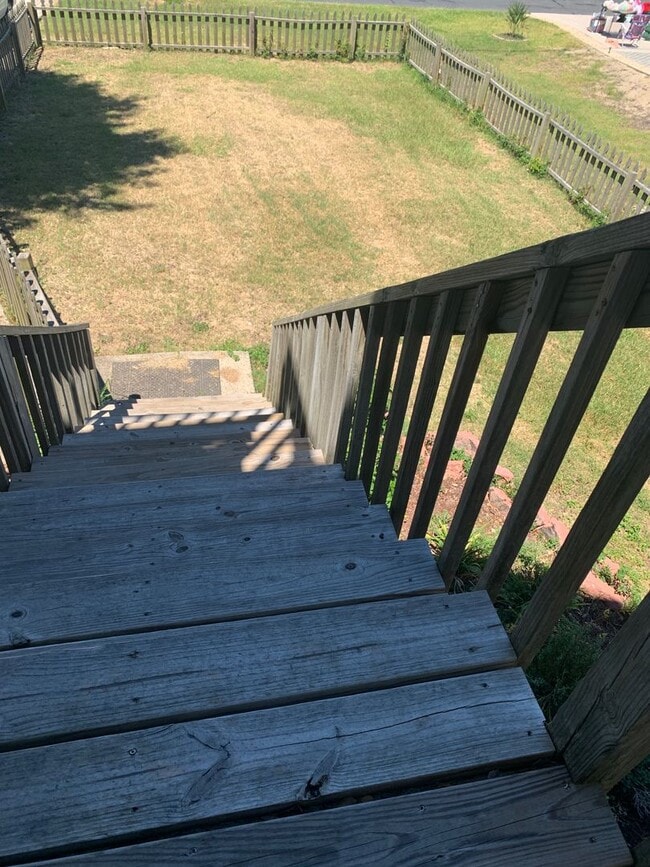 Building Photo - 3 Bedroom 2 Bath Home in Colington Availab...