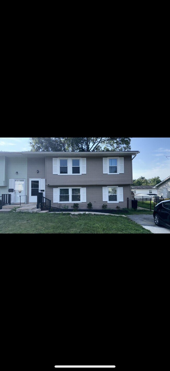 Building Photo - 655 Cadbury Dr